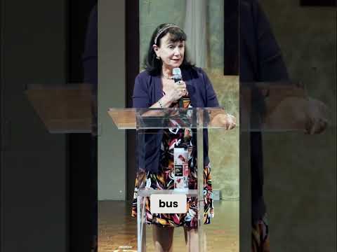 A Simple Act of Kindness: My Mom's Hospitality Story #shorts